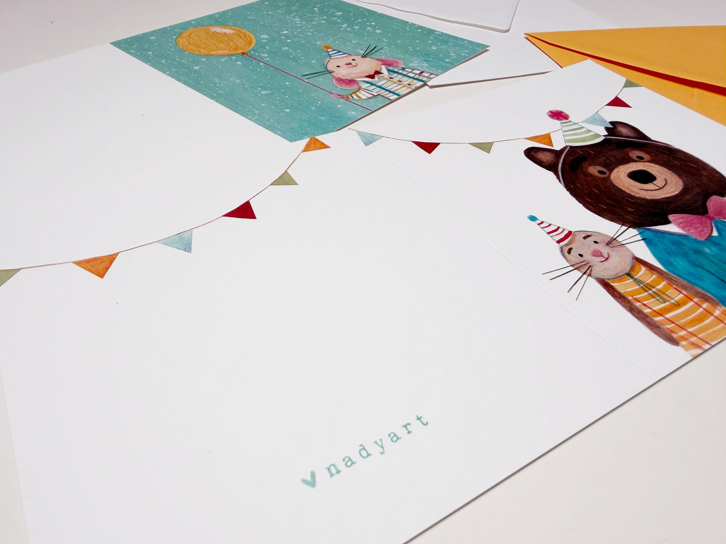 Set of 2 folded Birthday Cards (no text)