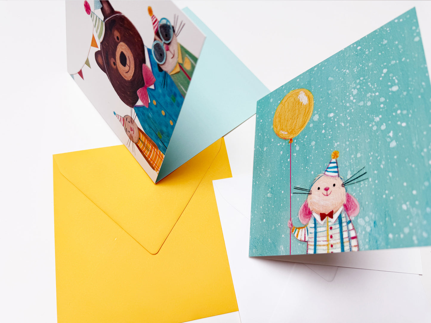 Set of 2 folded Birthday Cards (no text)